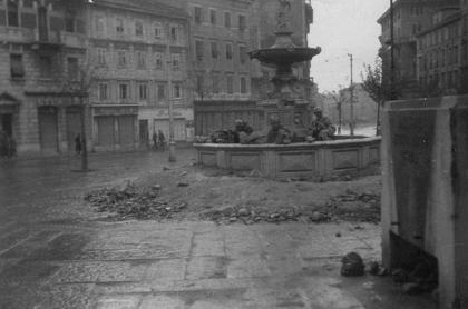 piazza garibaldi 30 aprile 1945 diego de henriquez