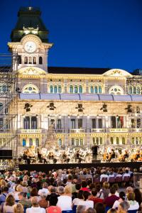 piazza unita trieste concerto foto parenzan