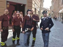 polizia e vigili del fuoco