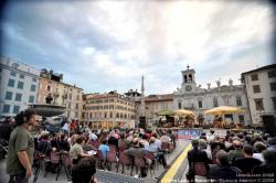 udine piazza matteotti foto d agostino