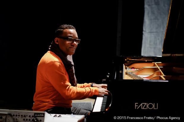 Sacile, 28 novembre 2015 - Il volo del Jazz 2015 - Circolo Controtempo - Teatro Zancanaro - "VOLCAN" - Gonzalo Rubalcaba (pianoforte), Jose Armando Gola (basso), Horacio “El Negro” Hernandez (batteria), Giovanni Hidalgo (percussioni) - Foto Francesco Fratto/Phocus Agency © 2015