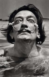 salvador-dali-in-sea